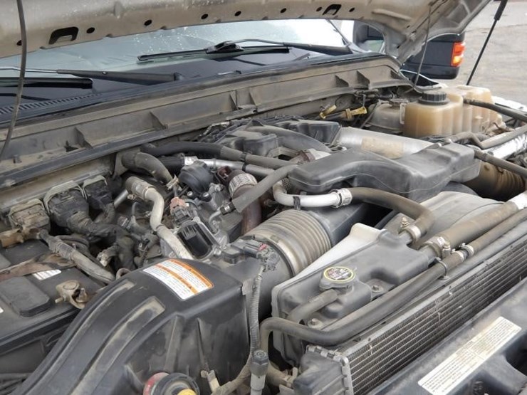 2011-ford-f350-image-10