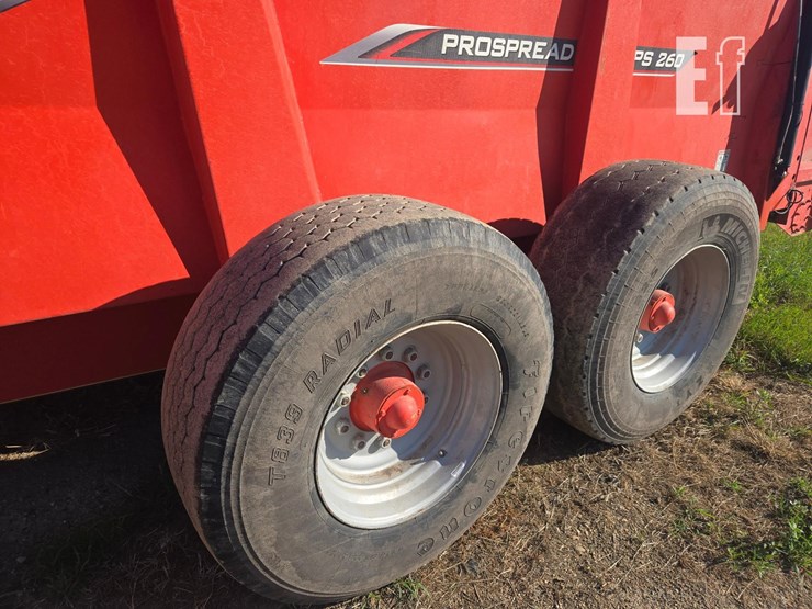 2023-kuhn-knight-ps260t-image-8