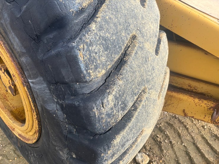 caterpillar-613-image-108