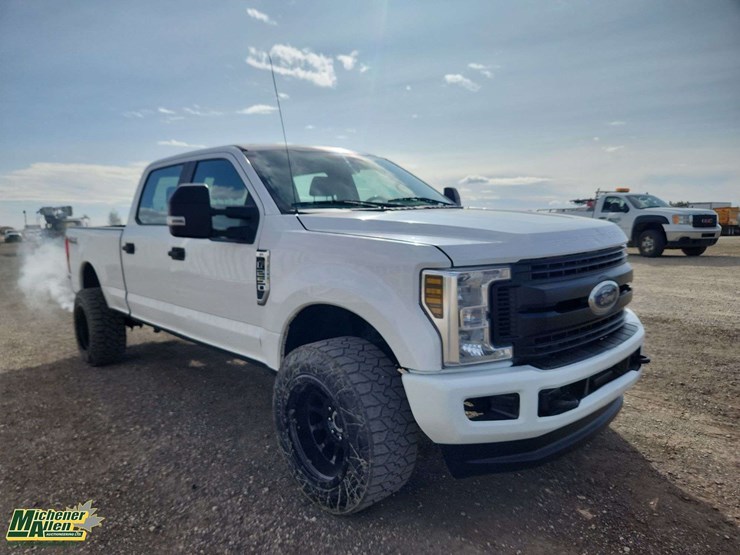 2019-ford-f250-image-2