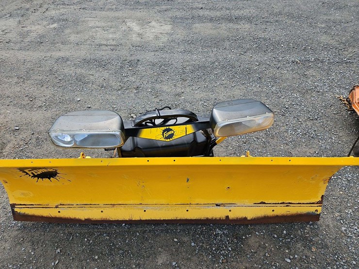 fisher-7.5-angle-plow-blade-fisher-image-7