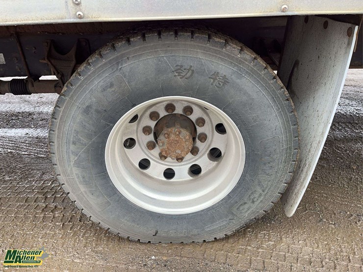 2007-ford-f650-image-10
