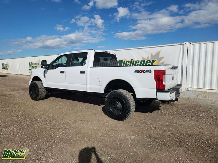 2019-ford-f250-image-16