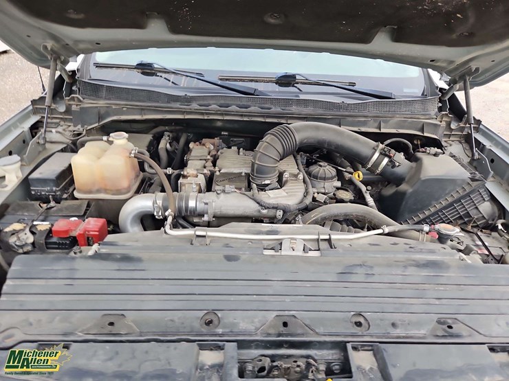 2016-nissan-titan-image-26