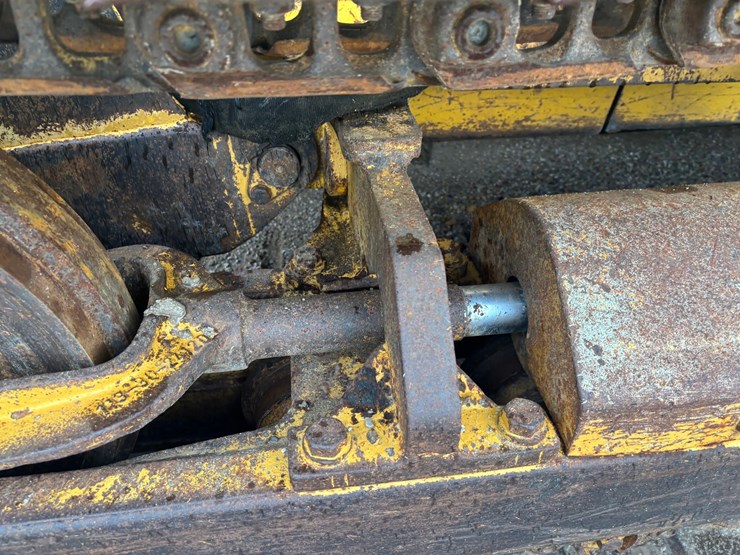 komatsu-d37e-2-image-34