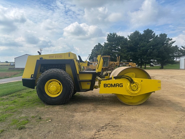 bomag-bw213d-image-1