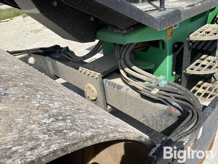 2013-jcb-vibromax-vm75-vibratory-smooth-drum-roller-image-16