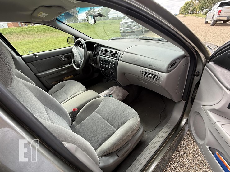 2002-ford-image-18