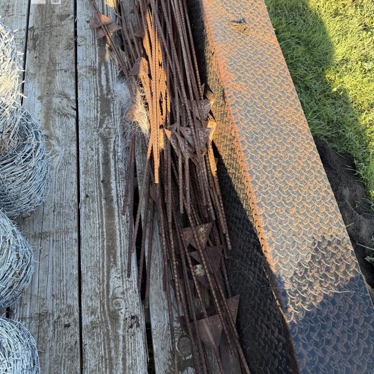 ELECTRIC FENCE POLES
