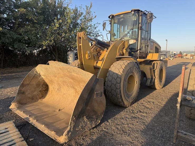 2019-caterpillar-930m-image-1