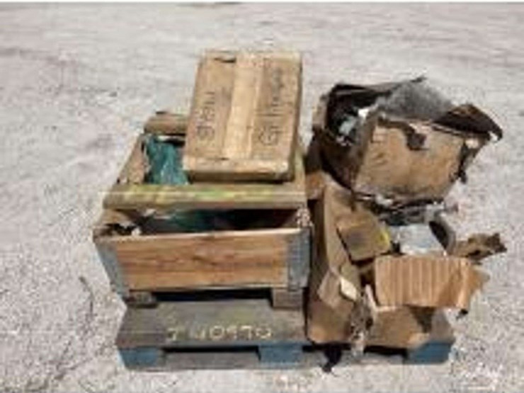 2021-metso-m-and-j-preshredder-4000m-dual-shaft-tracked-tire-shredder-machine-w/-extra-parts-image-60