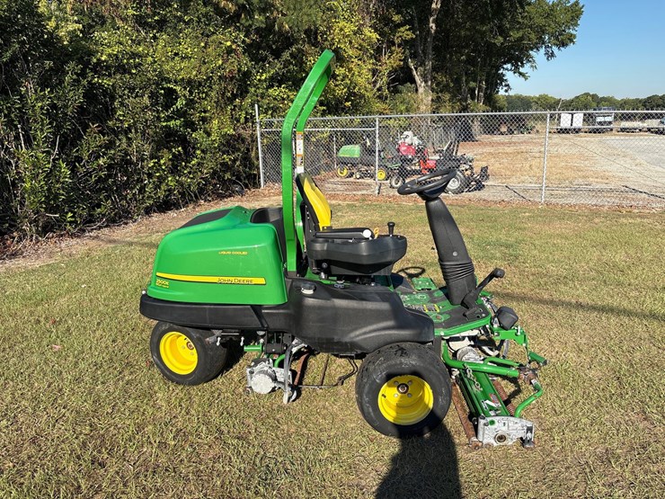 john-deere-2500e-image-4