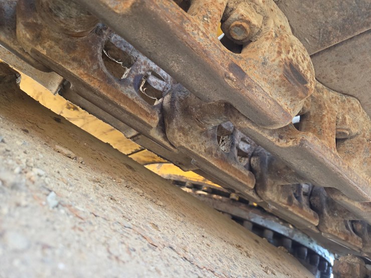 caterpillar-330b-image-71
