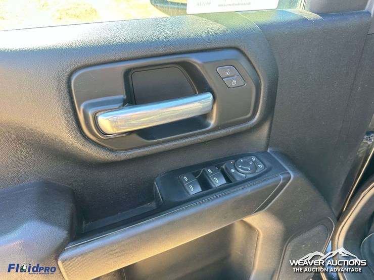 gmc-sierra-2500hd-image-26