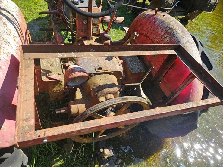 #2529-•-bf-avery-model-a-tractor-image-18