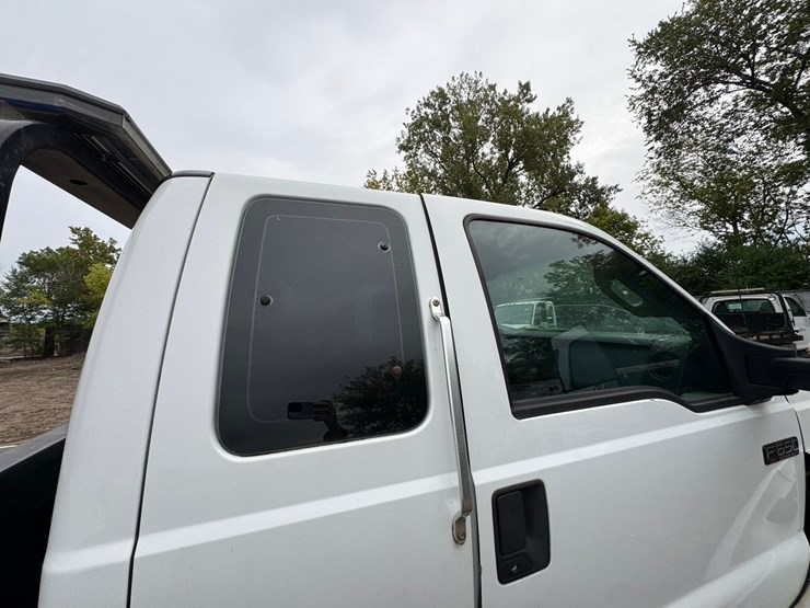 2015-ford-f650-image-35