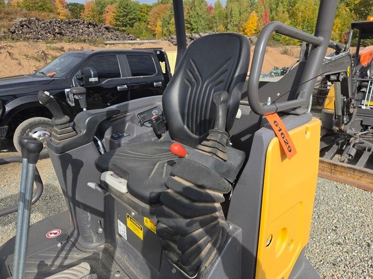 volvo-ec27d-image-41