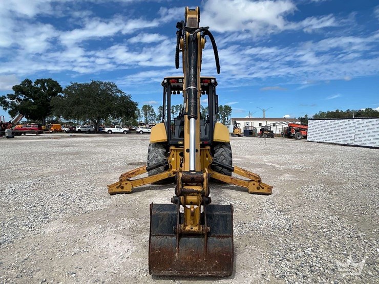 2017-caterpillar-420f2-it-image-42