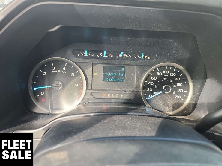 2020-ford-f150-image-18