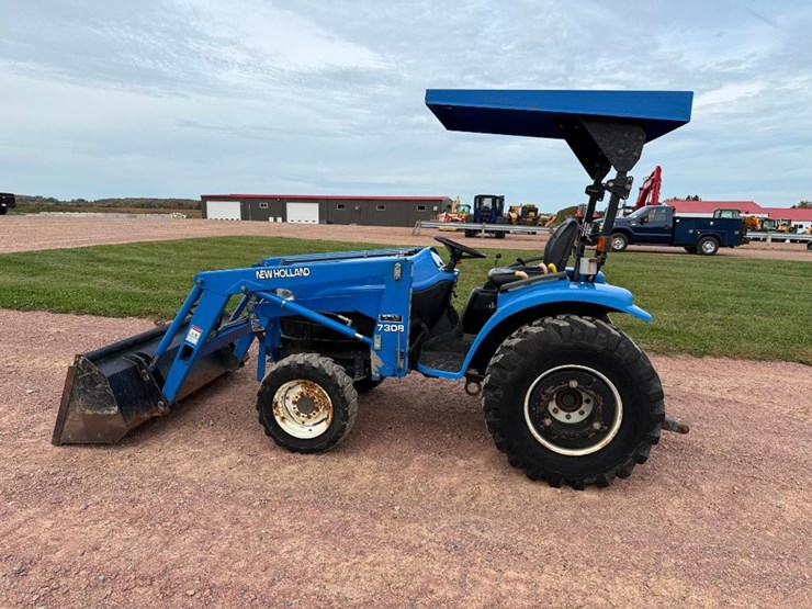 new-holland-tc25d-image-3