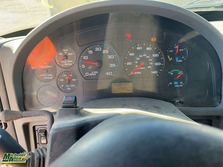 2005-international-durastar-4300-image-17