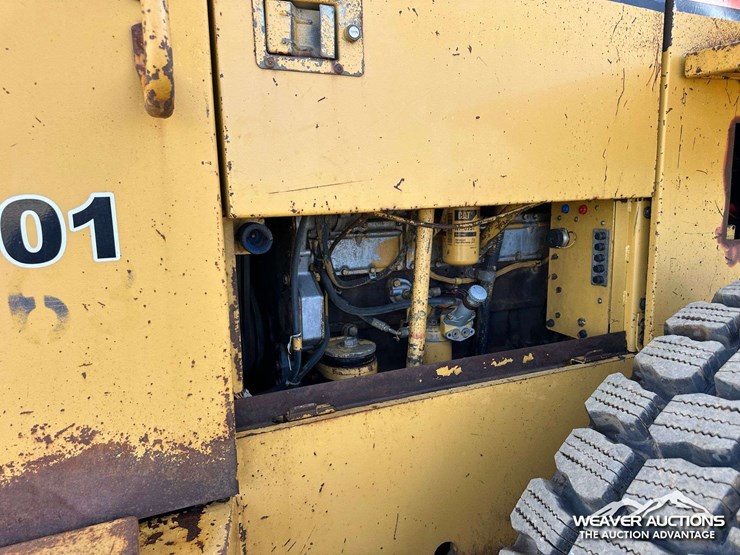caterpillar-938f-image-64