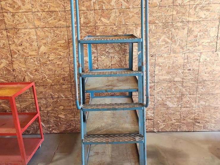 blue-picker-cart-image-3