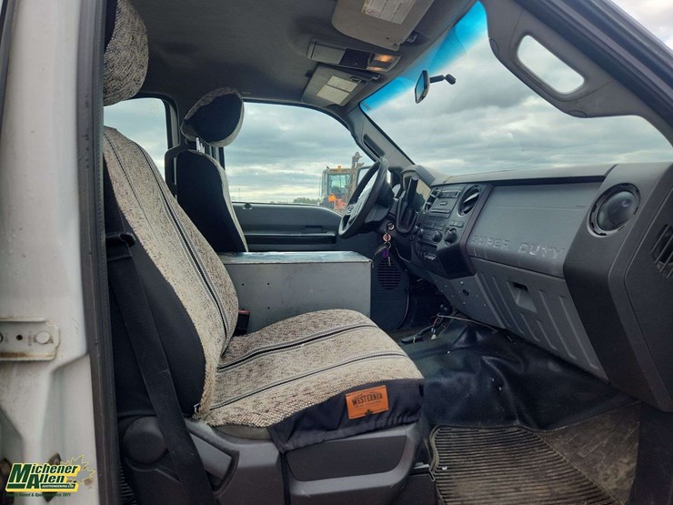 2012-ford-f350-image-17