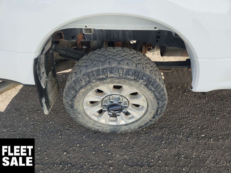 2022-ford-f250-image-11