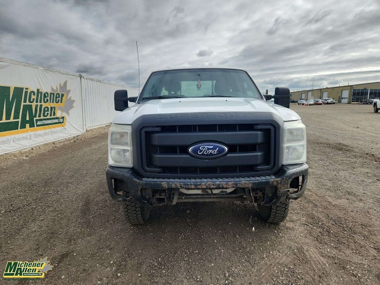 2011-ford-f250-image-8