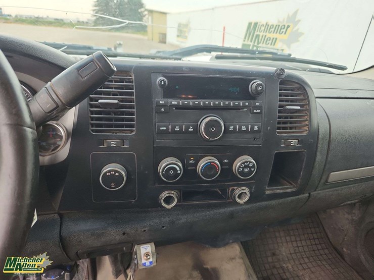2008-chevrolet-silverado-3500hd-image-18