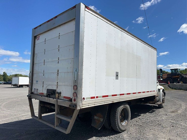 2006-international-durastar-4300-image-5