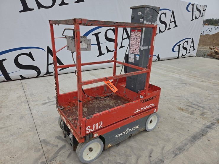 2018-skyjack-sj12-image-1