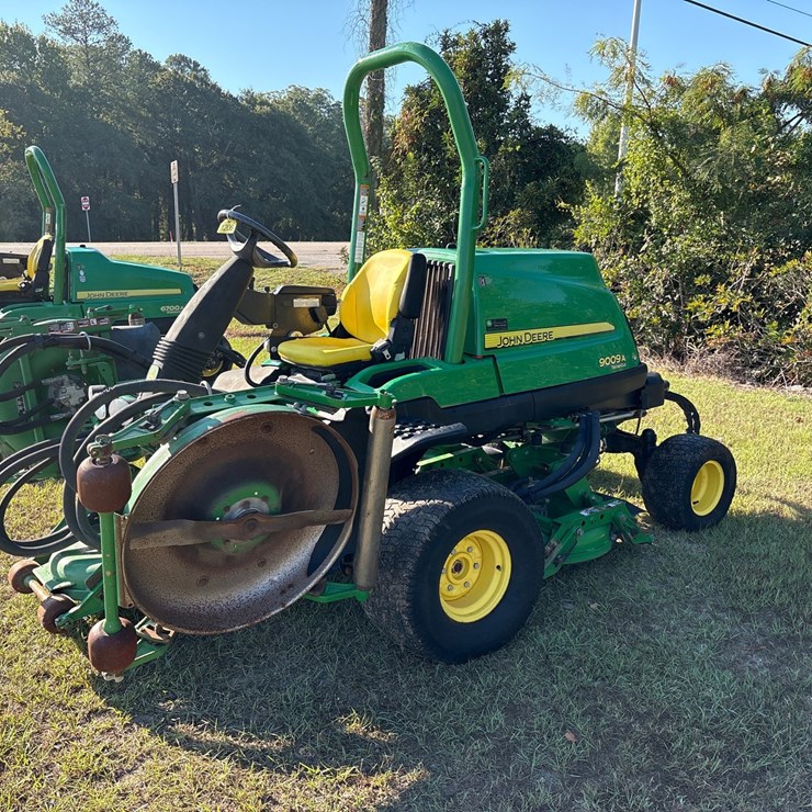 JOHN DEERE 9009A