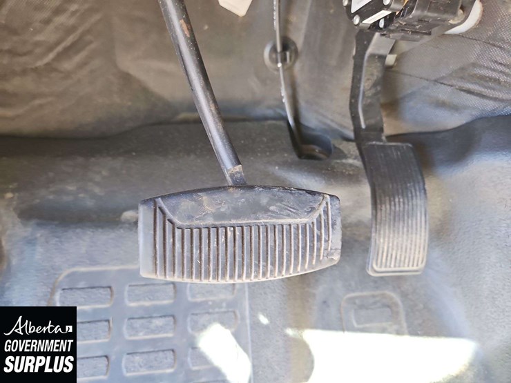 2010-ford-f250-image-21