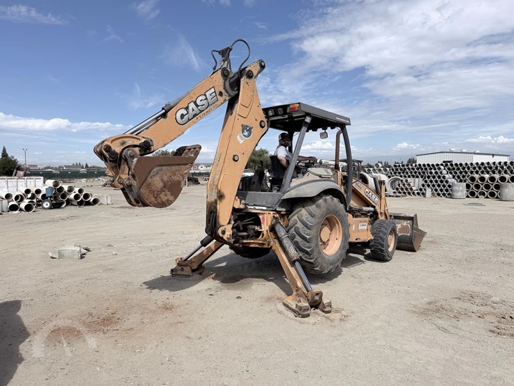 2012-case-580sn-image-4