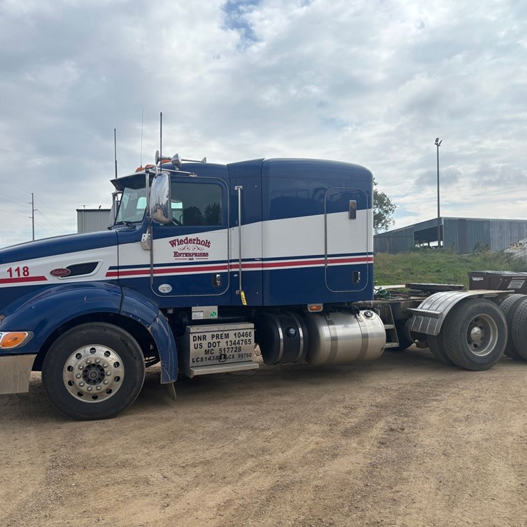 2014 PETERBILT 384