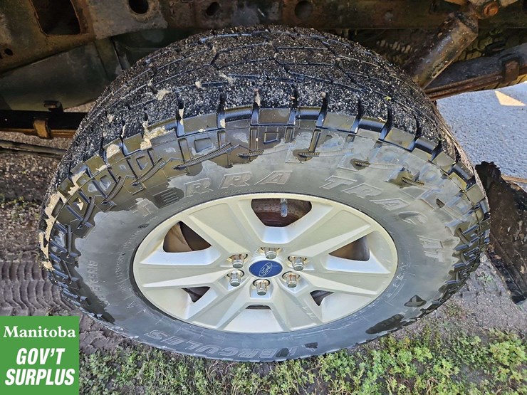 2016-ford-6.5-ft-image-10