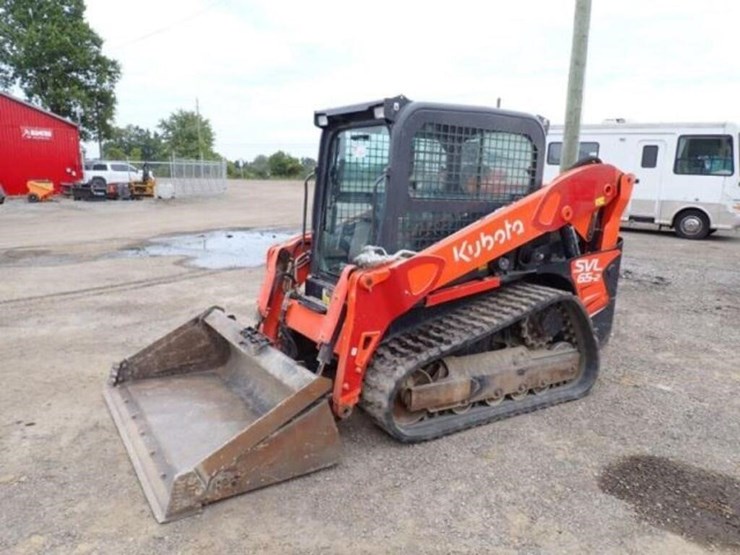 2023-kubota-svl65-2-image-1