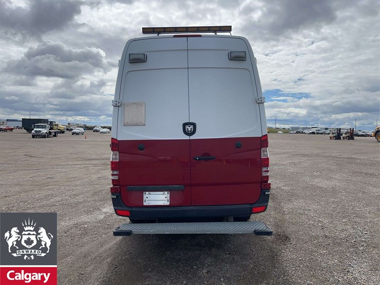 2007-dodge-sprinter-3500-image-6