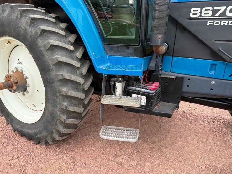 new-holland-8670-image-18