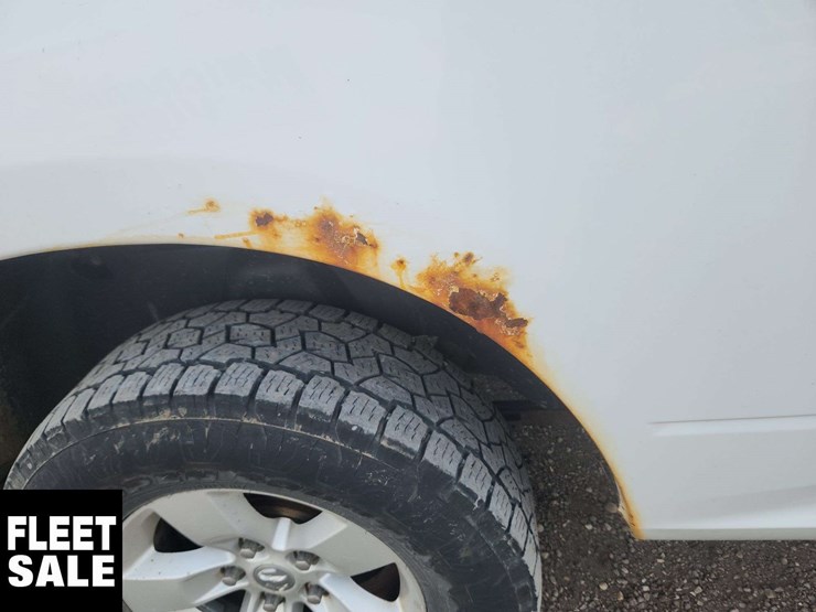 2014-dodge-1500-image-32