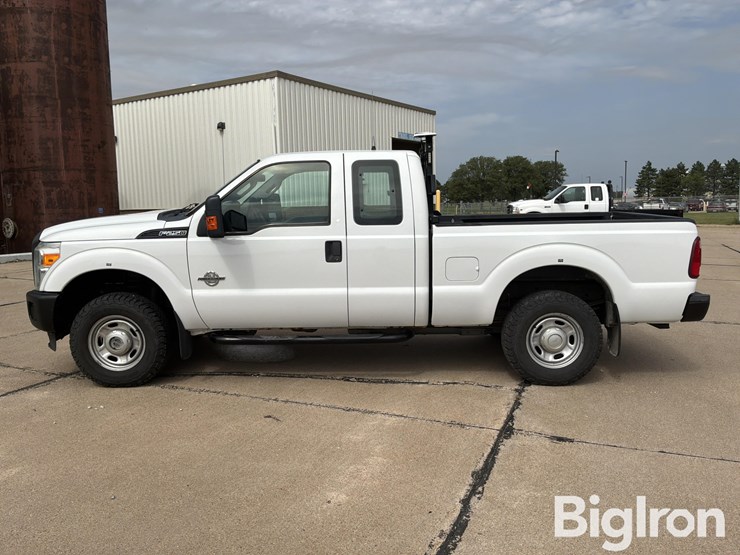 2015-ford-f350-image-8