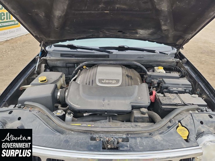 2006-jeep-grand-cherokee-limited-image-37