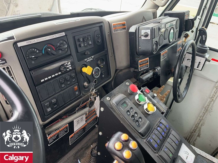 2016-international-workstar-7400-image-16