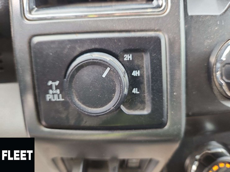 2022-ford-f250-image-14
