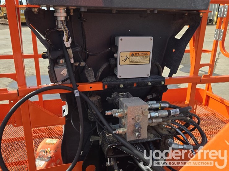 2022-jlg-660sj-image-22