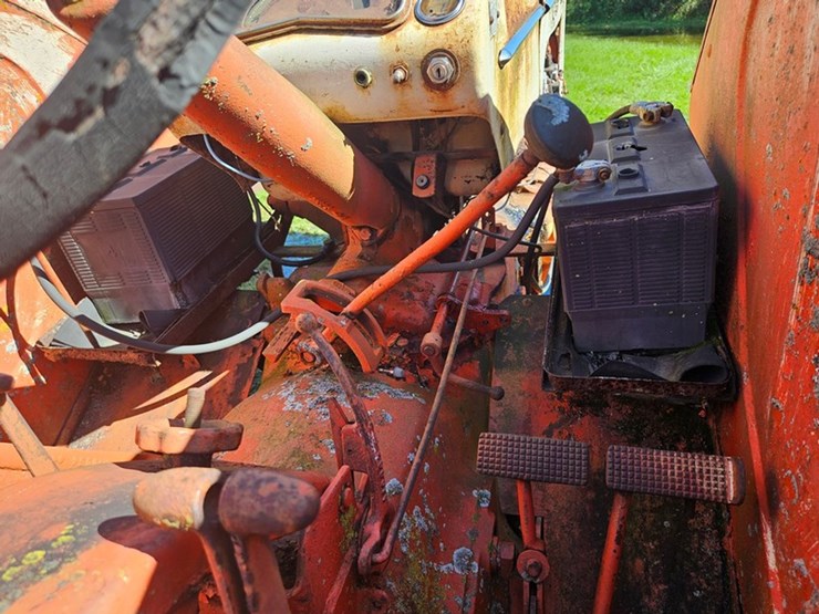 #2531-•-case-900-tractor-image-25
