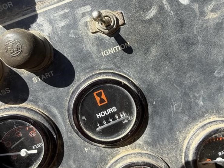 1995-leroi-q185-towable-air-compressor-image-2