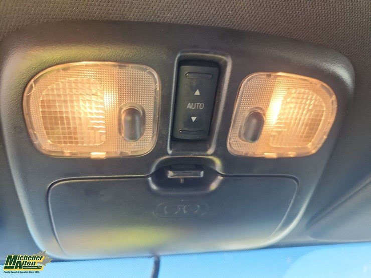 2012-ford-escape-image-16